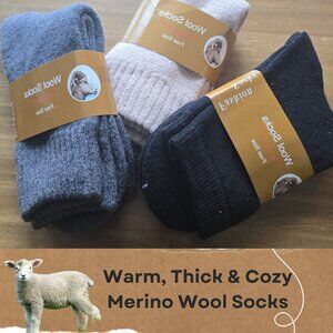 UNISEX ONE SIZE Winter Casual Warm & Cozy Merino Wool Socks - 3 Pairs NWT